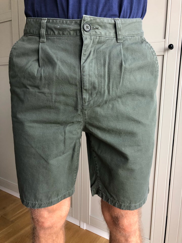 Shorts, Yourturn, str. 30