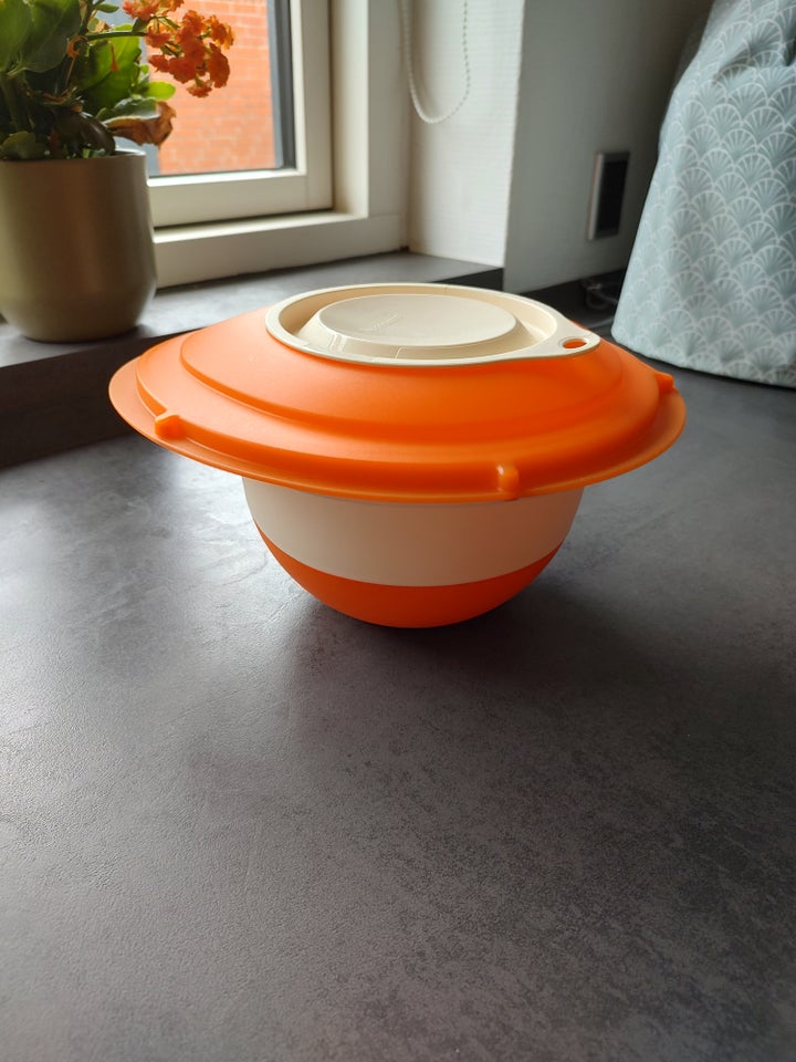 Tupperware piskeskål