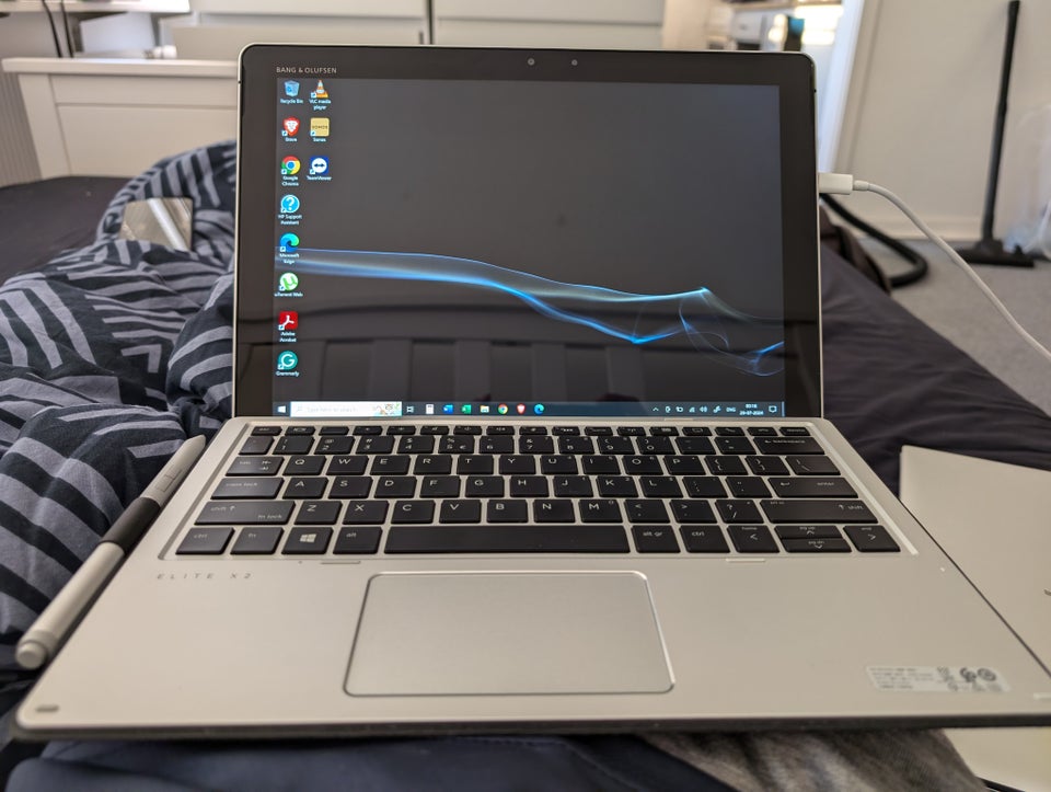 HP Elite X2 1012 G2 290 GHz 8 GB ram