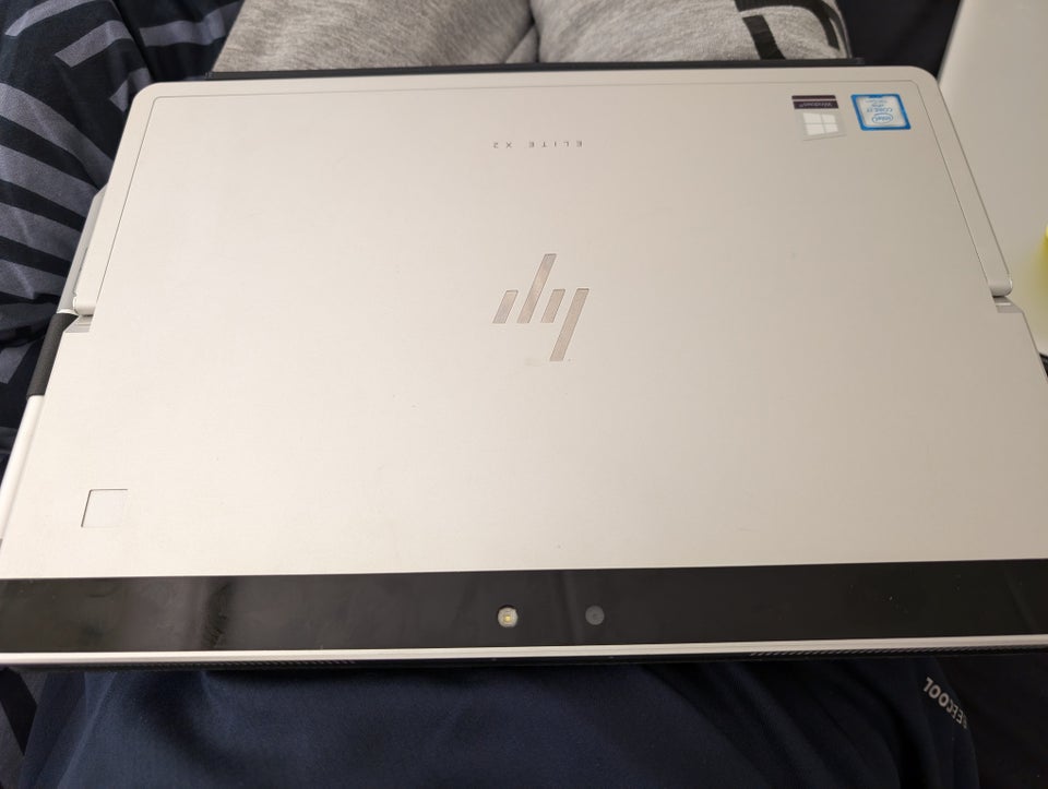 HP Elite X2 1012 G2 290 GHz 8 GB ram