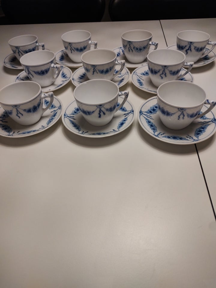 Porcelæn, Kaffekop empire, B og G