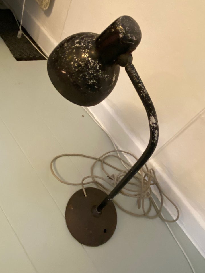 Skrivebordslampe, Gammel retro