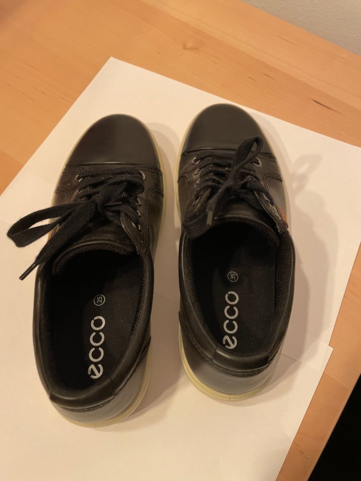 Sneakers, str. 35, Ecco