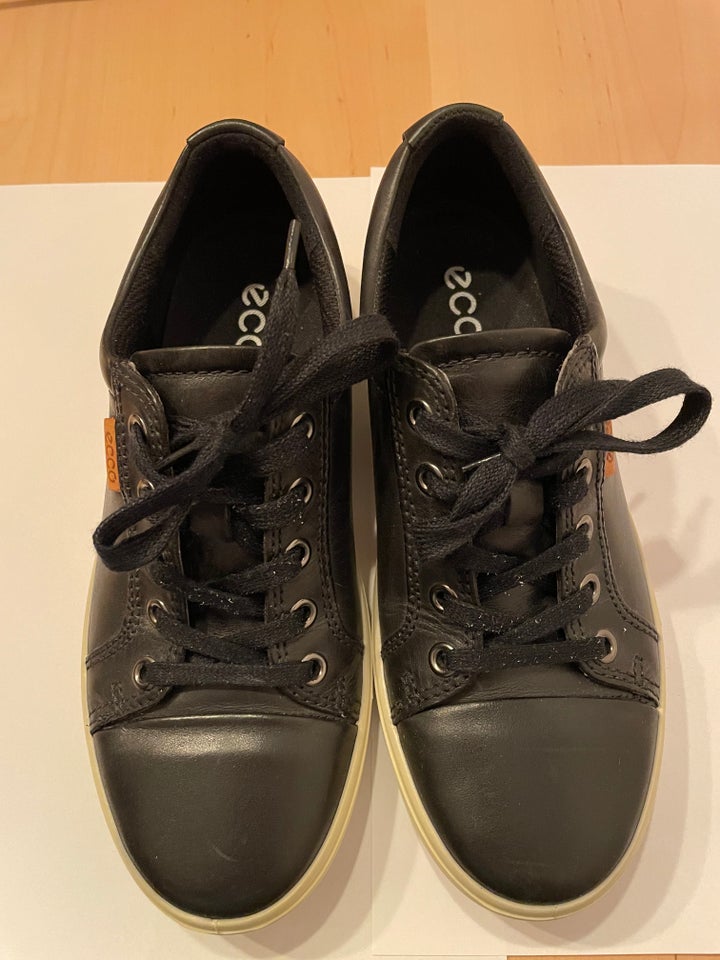 Sneakers, str. 35, Ecco