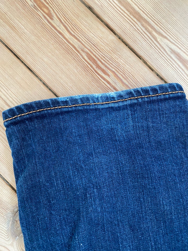 Jeans, Levis, str. 32