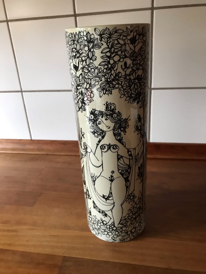 Vase, Vase, Nymølle