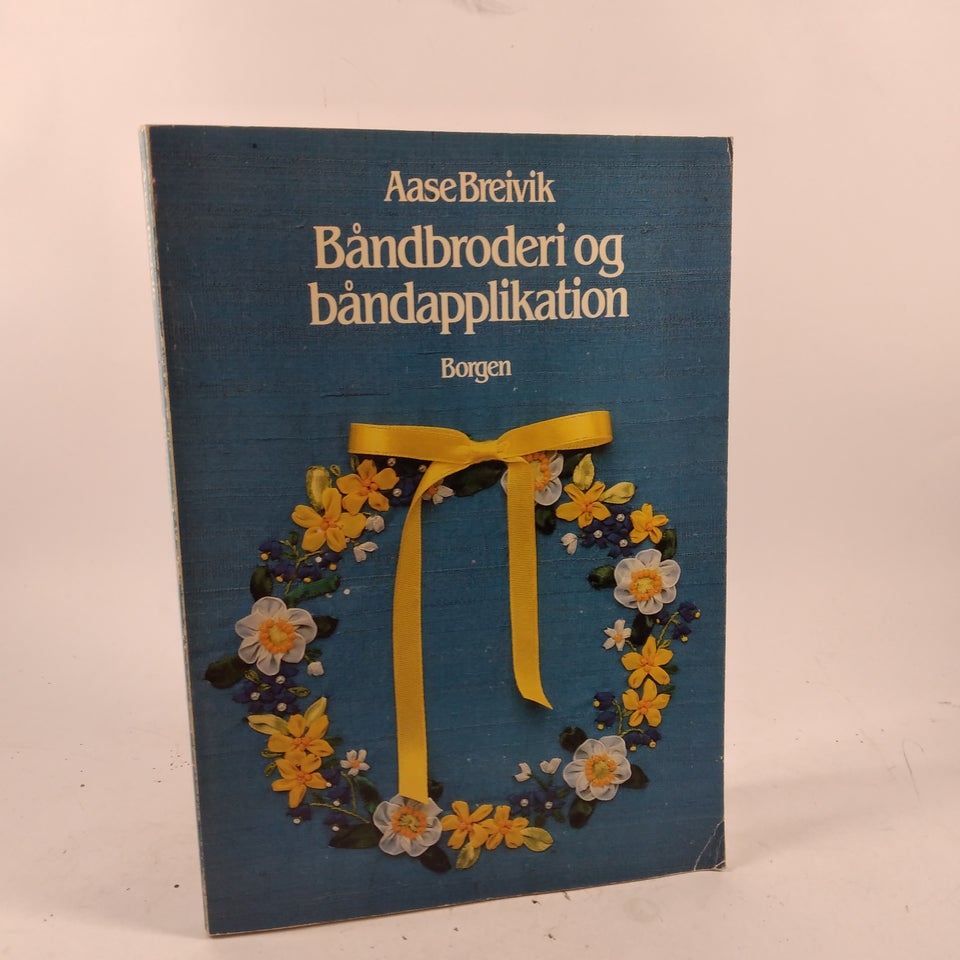 Båndbroderi og båndapplikation ,