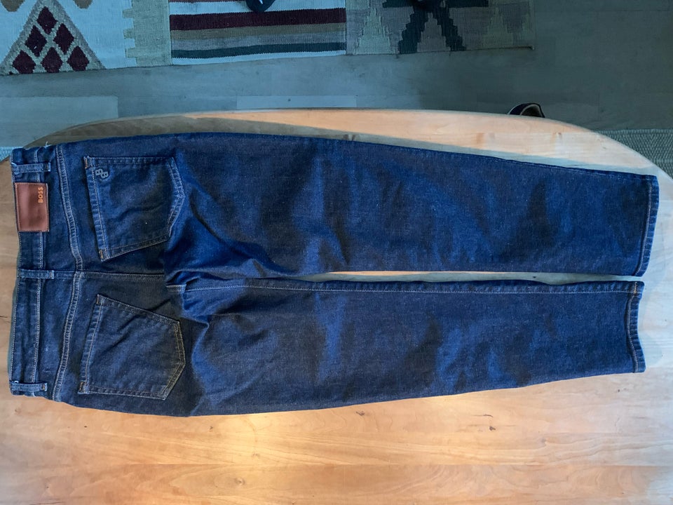 Jeans, Boss, str. 31