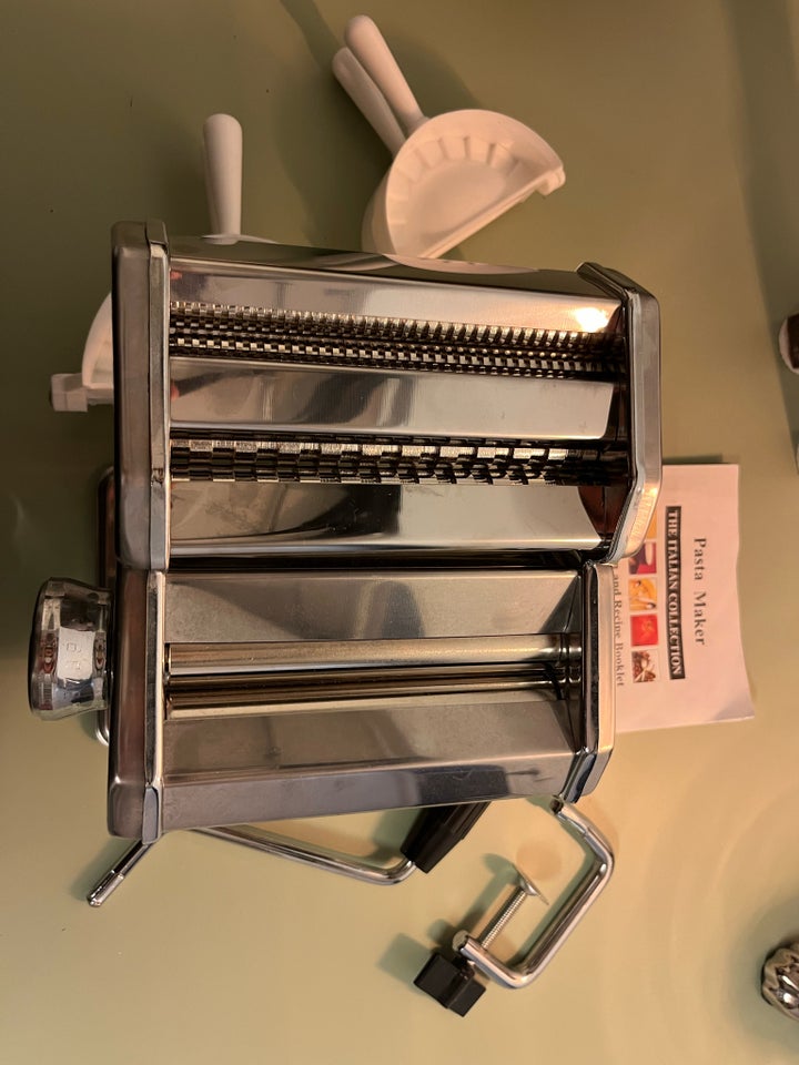 Pasta Maker Pasta Maker