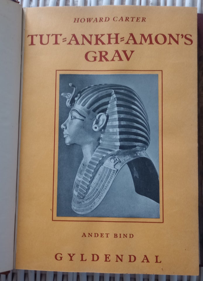 Tut-Ankh-Amon's grav l-lll