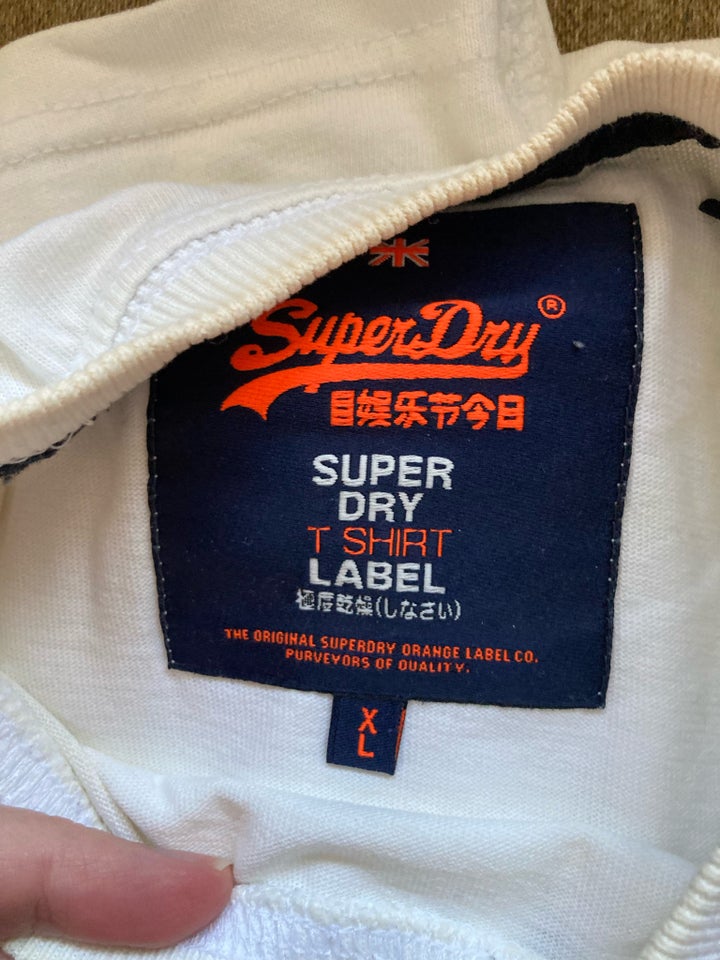 T-shirt Superdry str XL