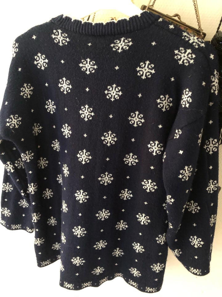 Sweater Nutcracker str 40