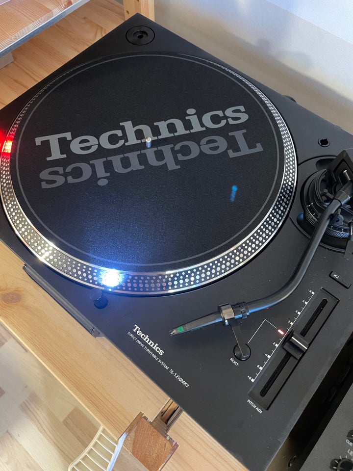 Pladespiller, Technics, 1210 MK7