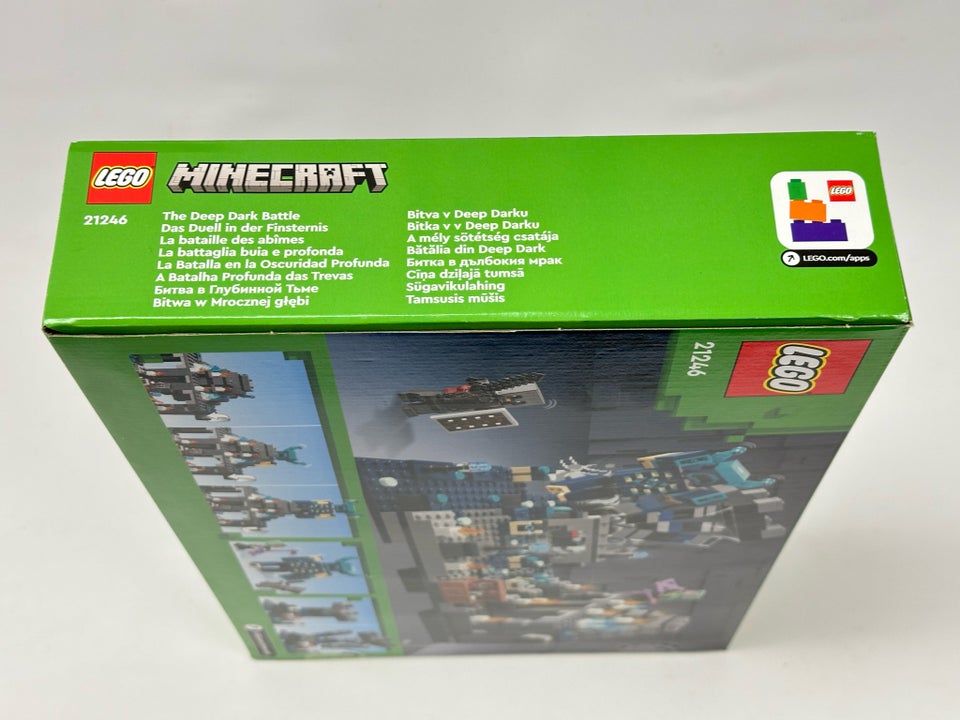 Lego Minecraft 21246