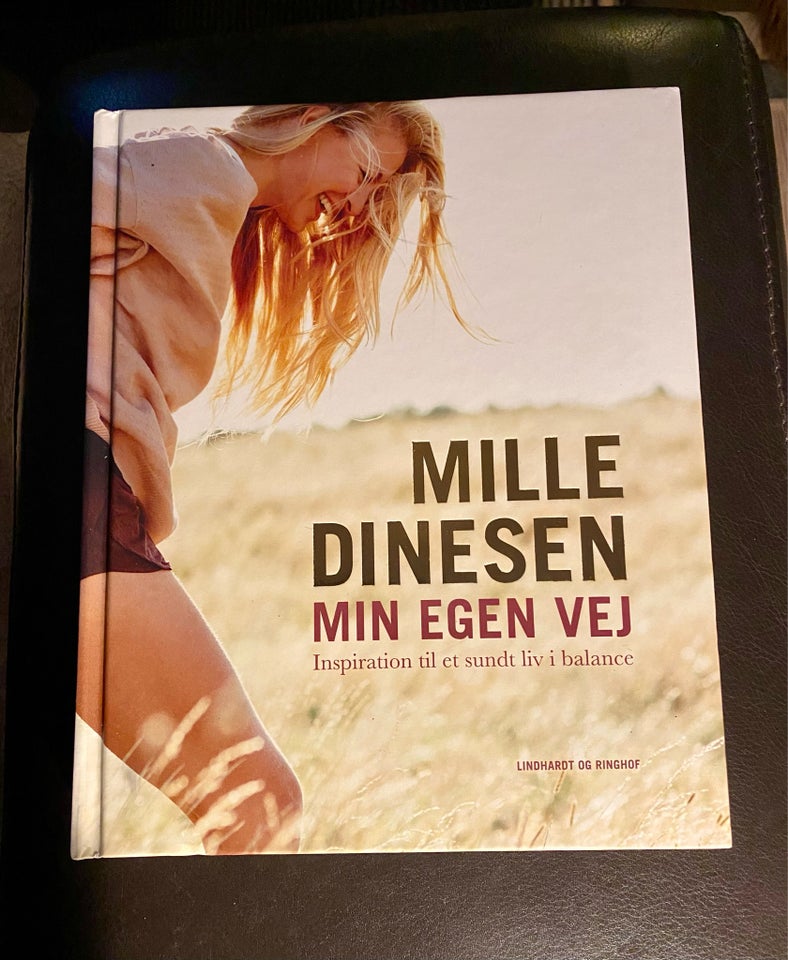 Min egen vej, Mille Dinesen, genre: