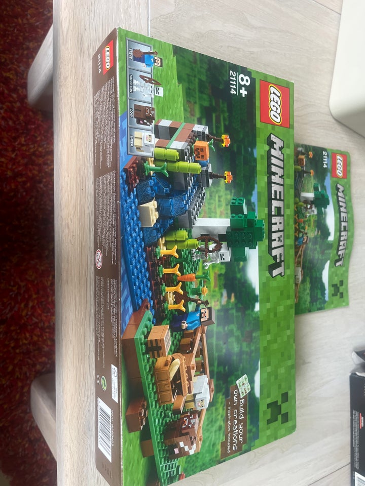 Lego Minecraft, 21114