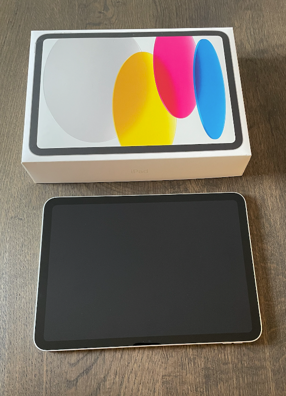 iPad 10, 64 GB, sort