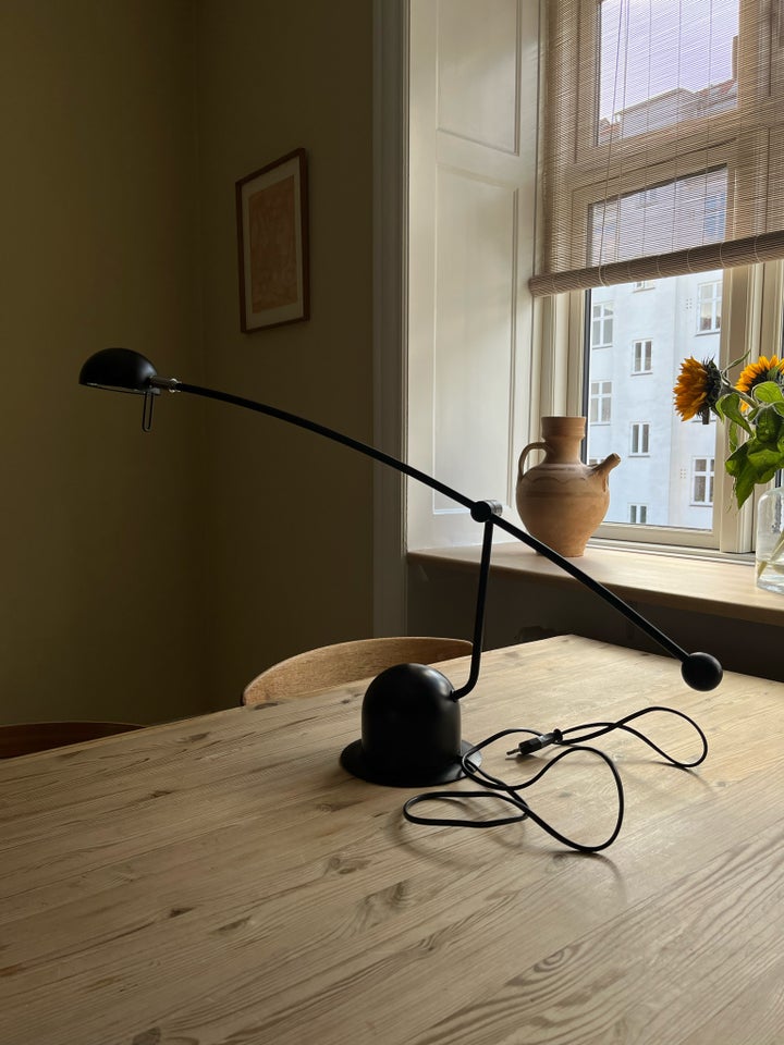 Anden arkitekt, Arkitektlampe