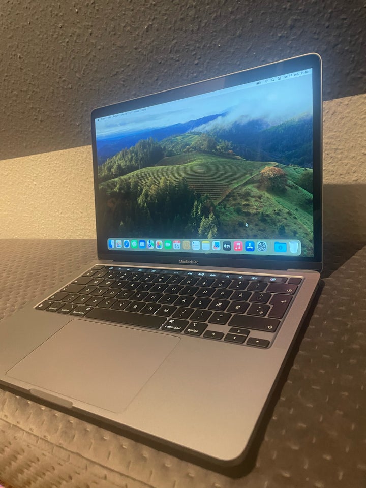 MacBook Pro, 13” APPLE M1-CHIP / 256