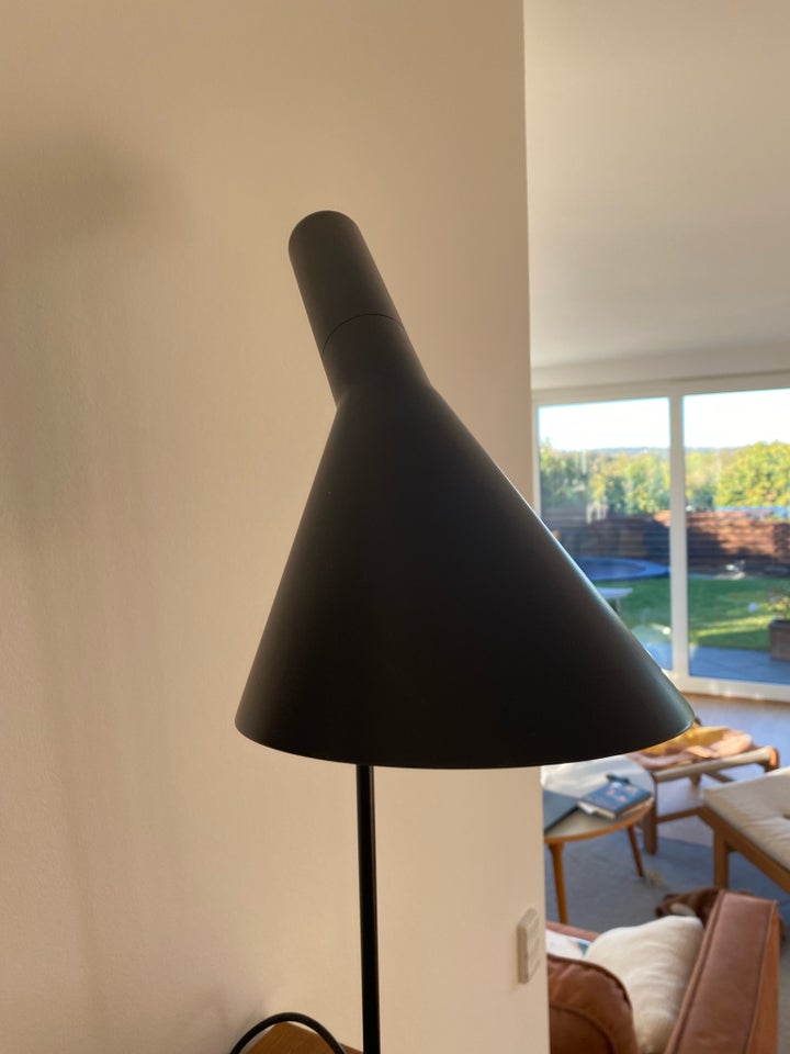 Lampe, Arne Jacobsen