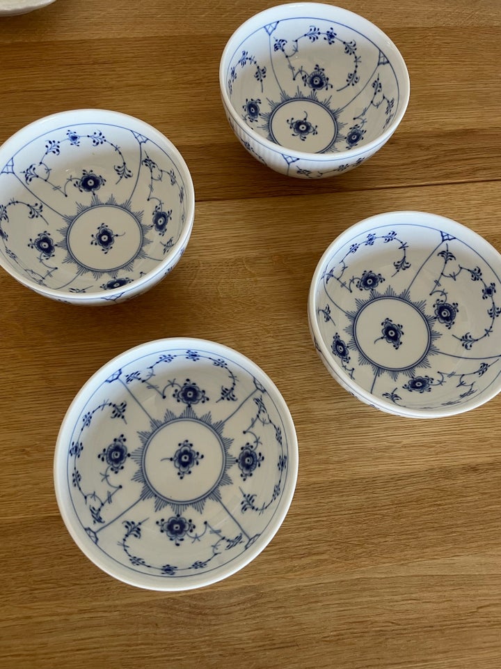 Porcelæn, 4 stk skåle , Royal