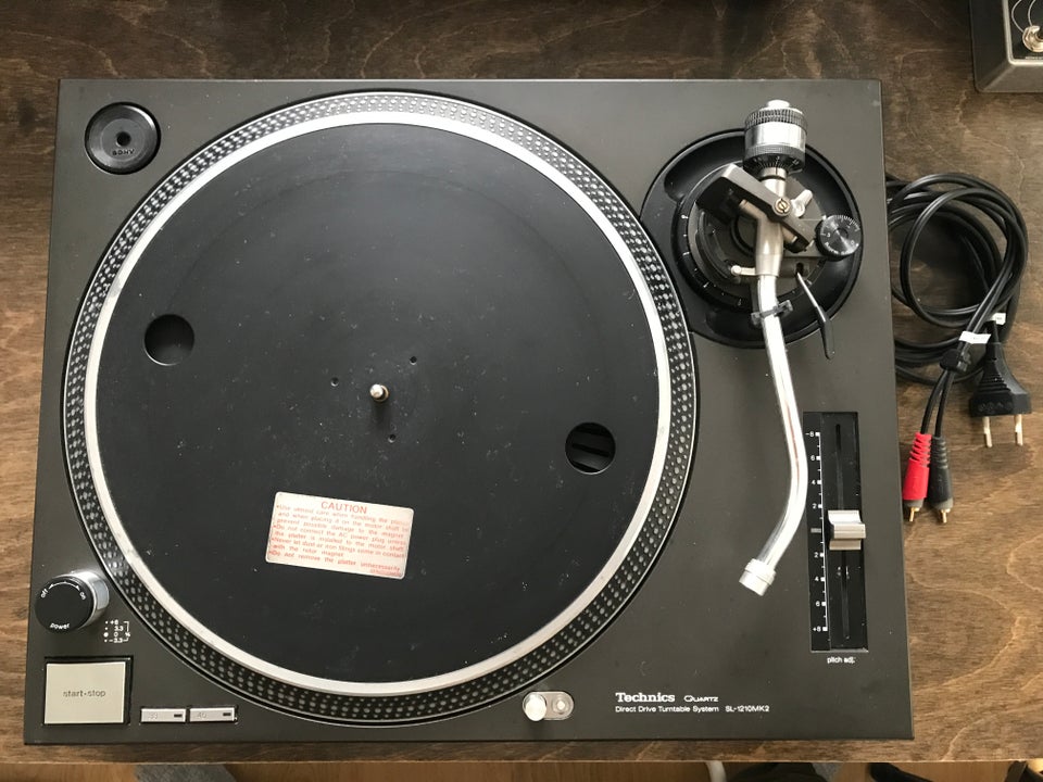 Pladespiller, Technics, 1210 mk2