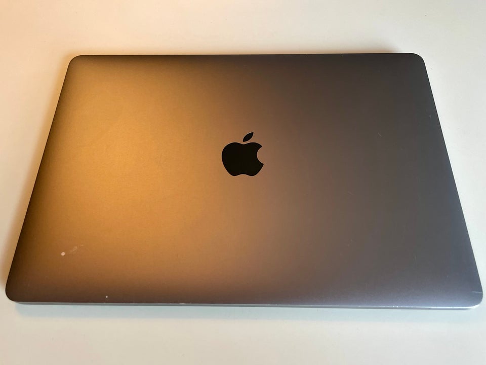 MacBook Pro, Mid 2019, i5