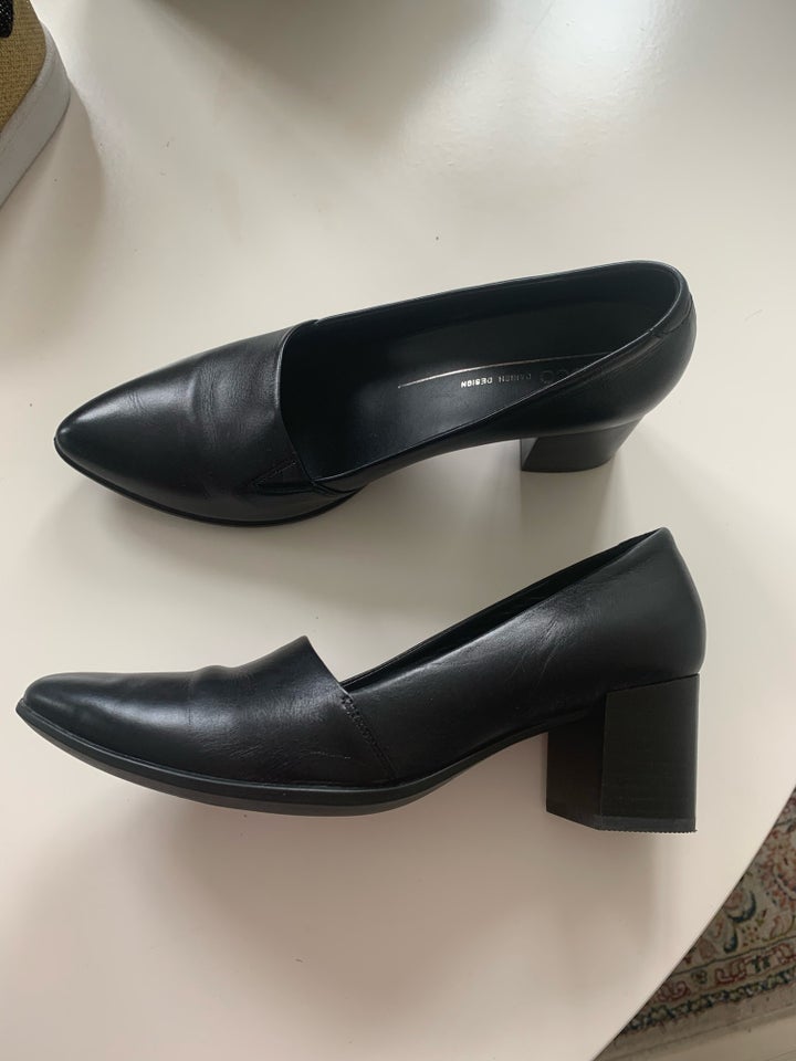 Pumps, str. 40, Ecco