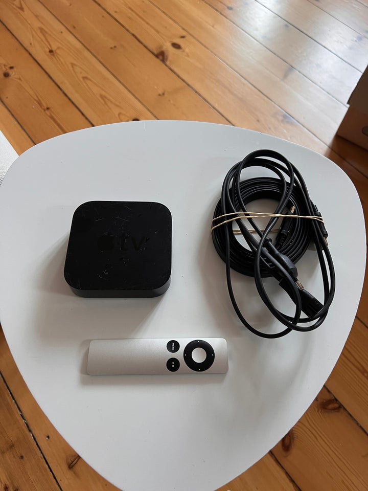 Apple TV gen. 3, Apple, God