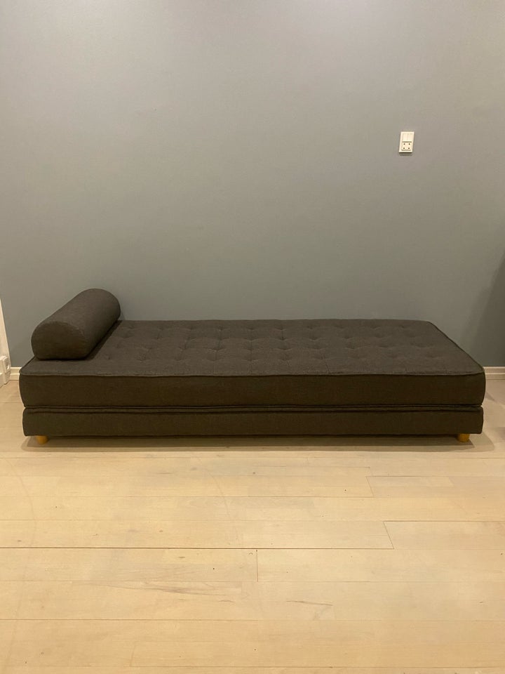 Daybed, Varbjerg