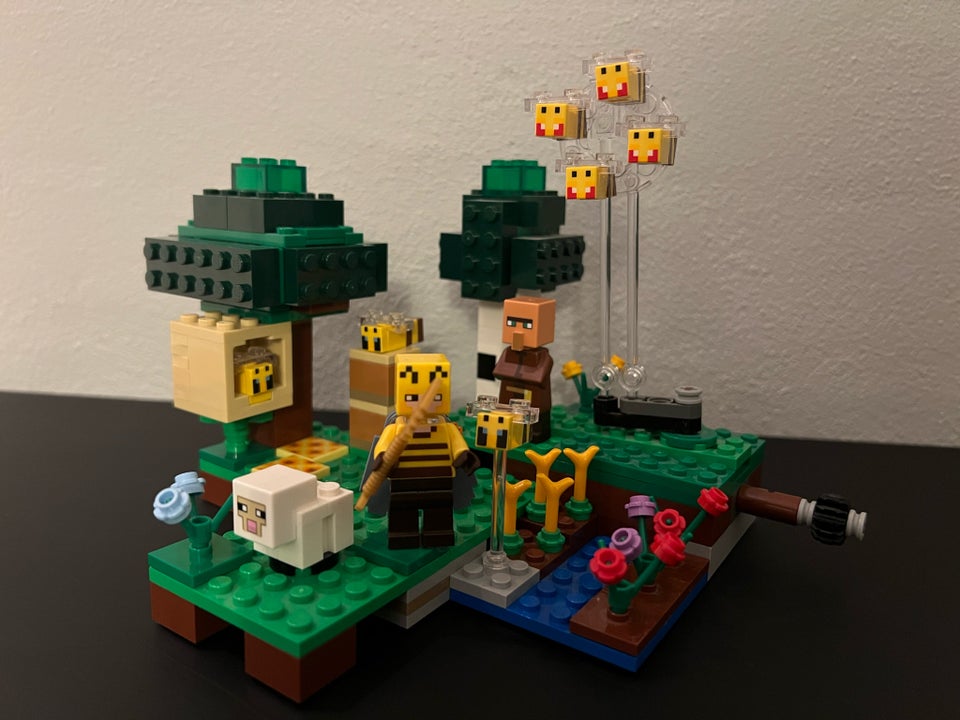 Lego Minecraft 21165