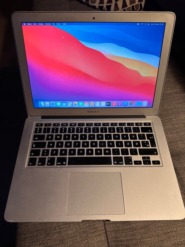 MacBook Air, 128 GB harddisk,