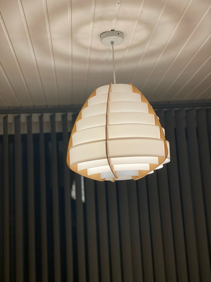 Anden loftslampe