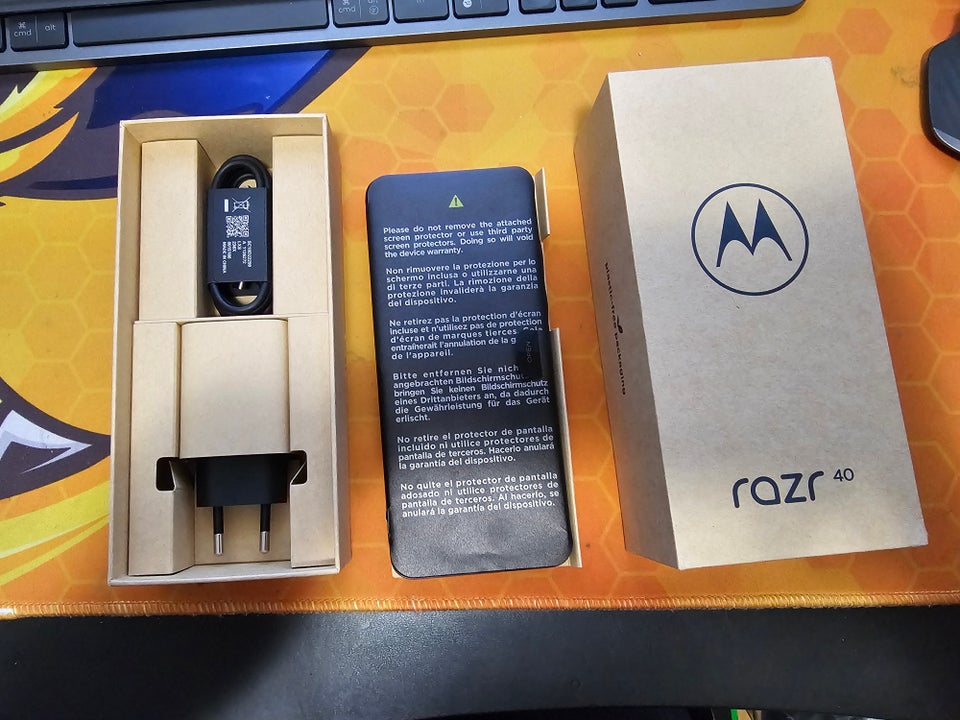 Motorola Razr 40, 256 , Perfekt