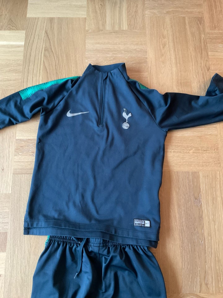 Sportstøj, Fodboldtøj, Nike