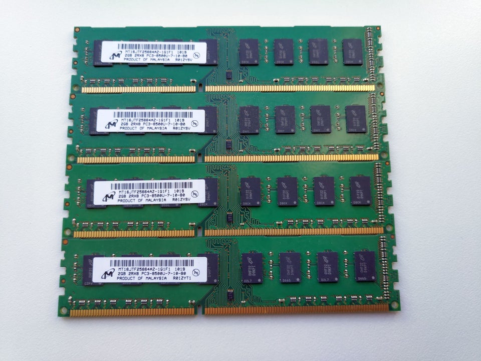 4 x 2 Gb. DDR3 RAM Micron, 8 Gb., DDR3