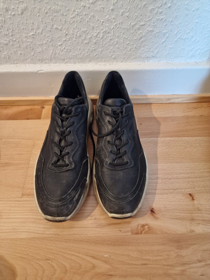 Sneakers, str. 40, Ecco