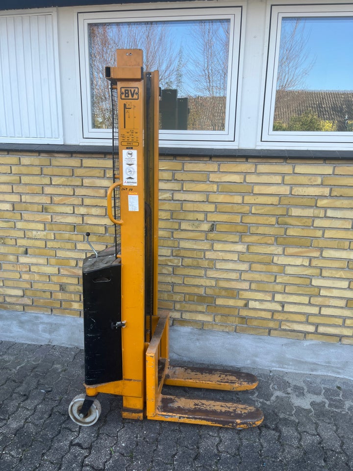 Elektrisk 1/2 pallestabler, BV