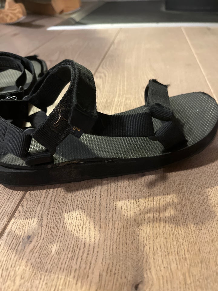 Sandaler, str. 36, Teva