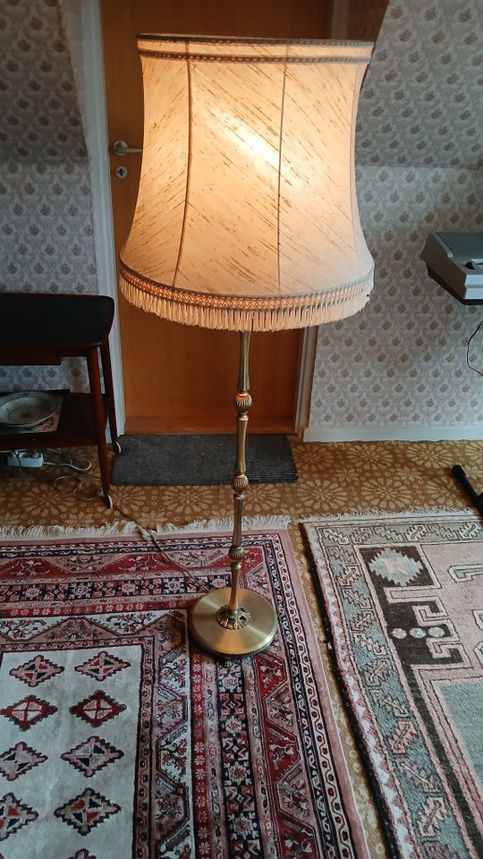 Standerlampe, Messing