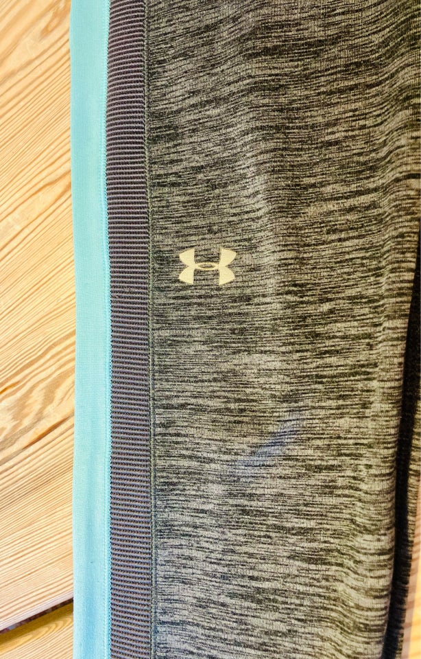 Fitnesstøj UNDER ARMOUR tights/