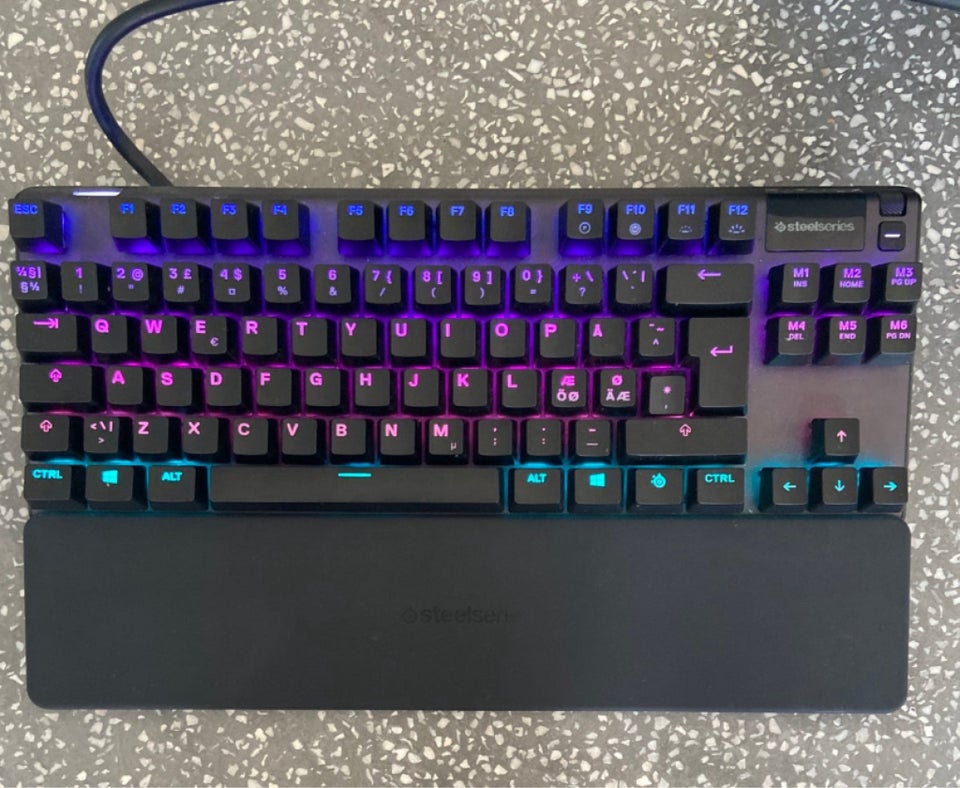 Gaming Steelseries Alex pro tkl