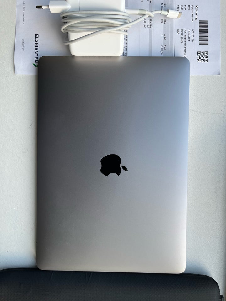 MacBook Pro, 13” 2020, M1 GHz