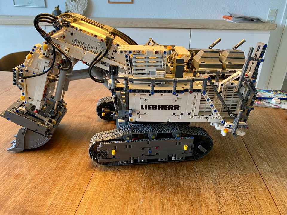 Lego Technic LIEBHERR R 9800