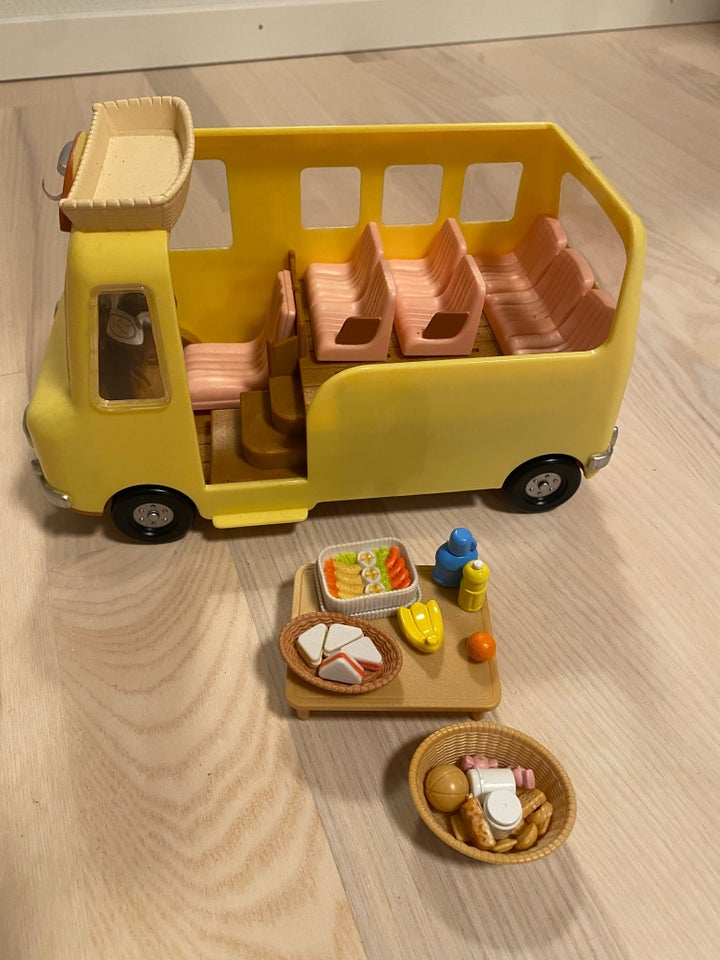 Sylvanian, Skolebus