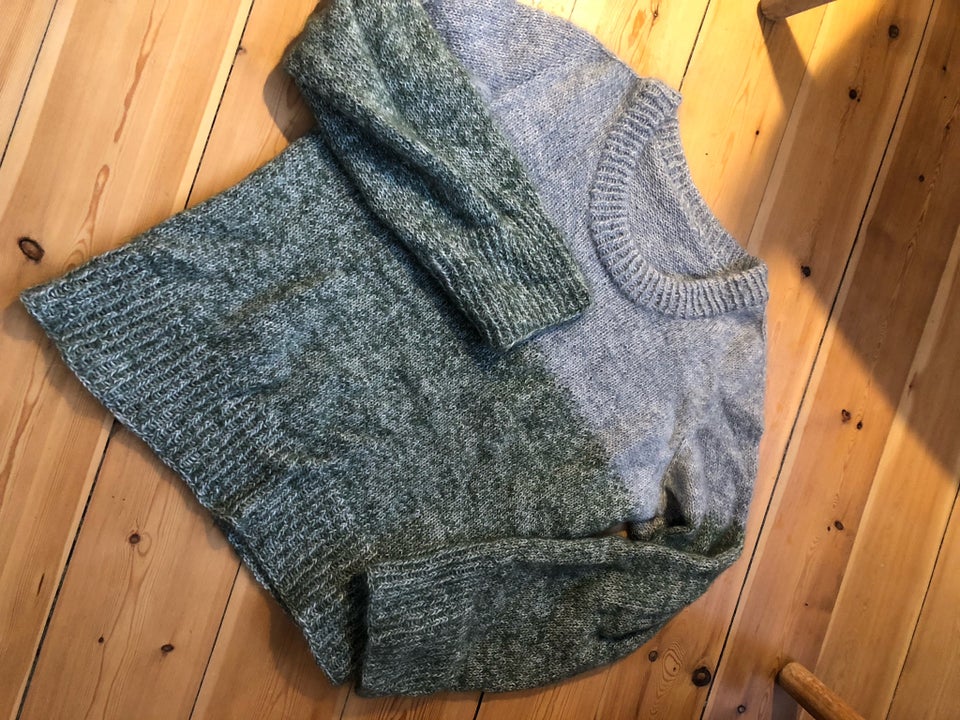 Sweater, Hjemmestrikket, str. 42