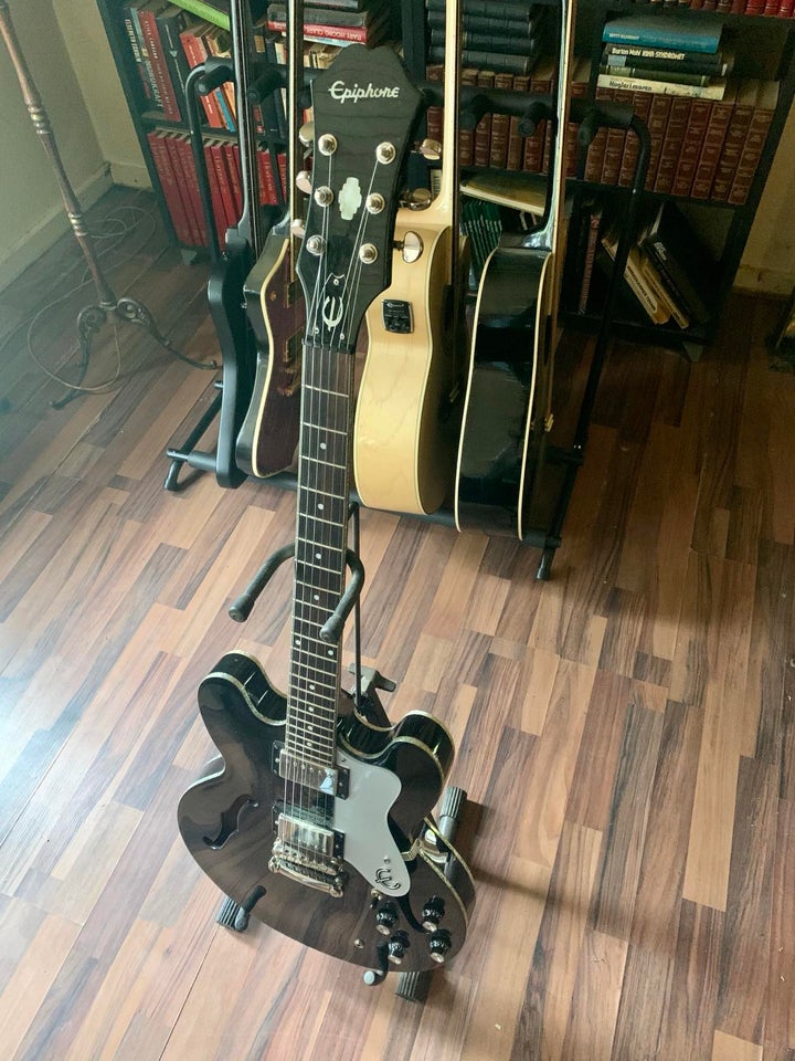 Elguitar, Epiphone Black dot