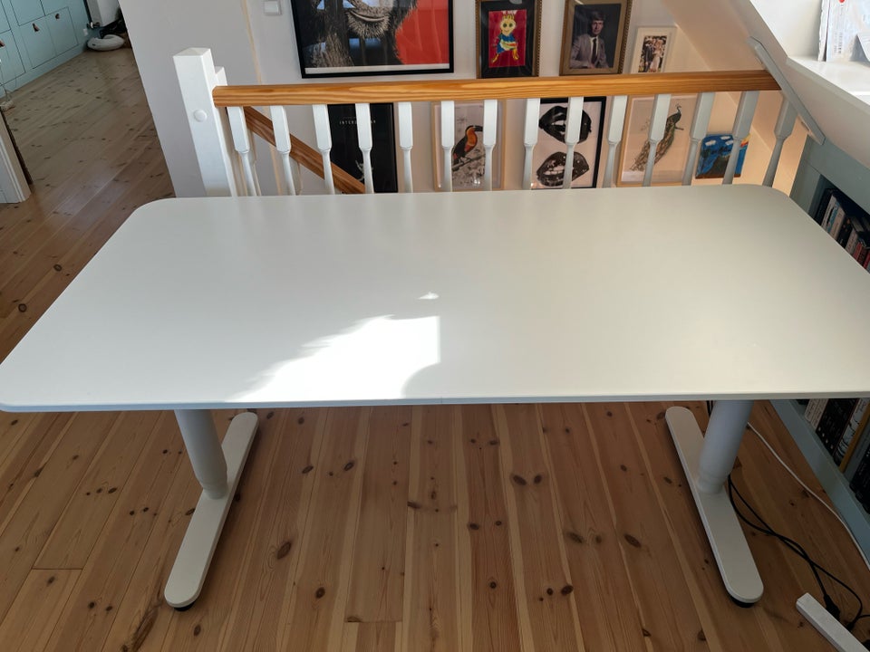 Skrivebord Ikea b: 160 d: 80