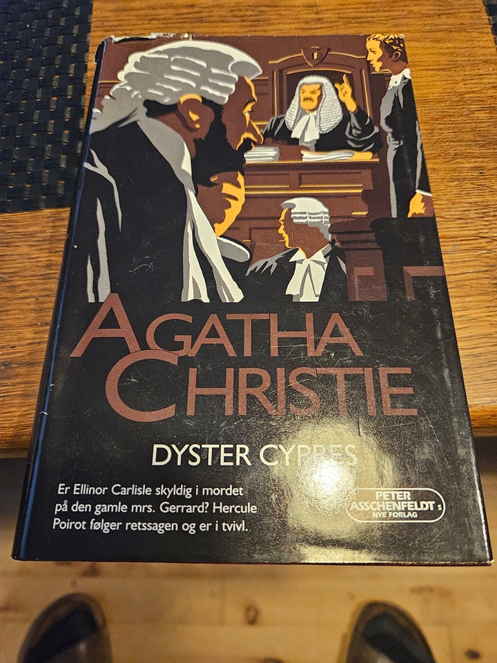 Dyster Cypres Agatha Christie