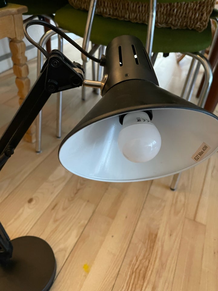 Skrivebordslampe